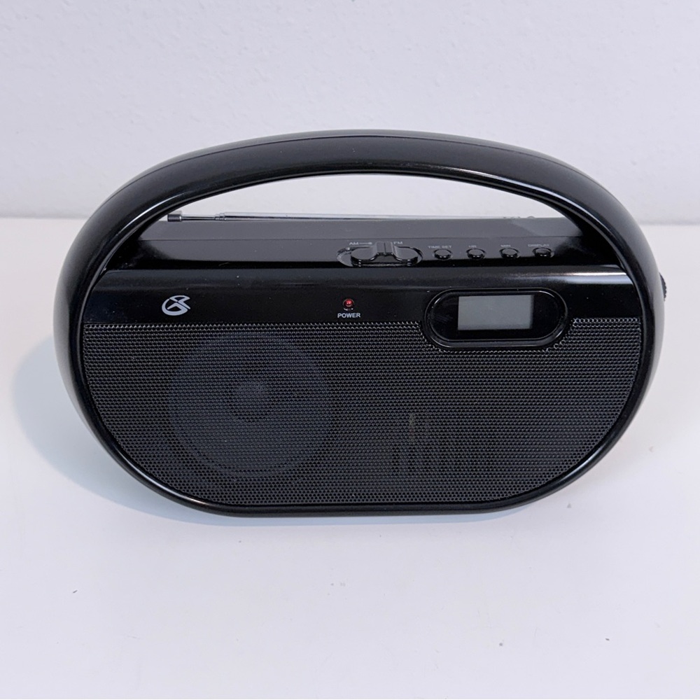 GPX Portable AM/FM Radio with Handle NWOT
